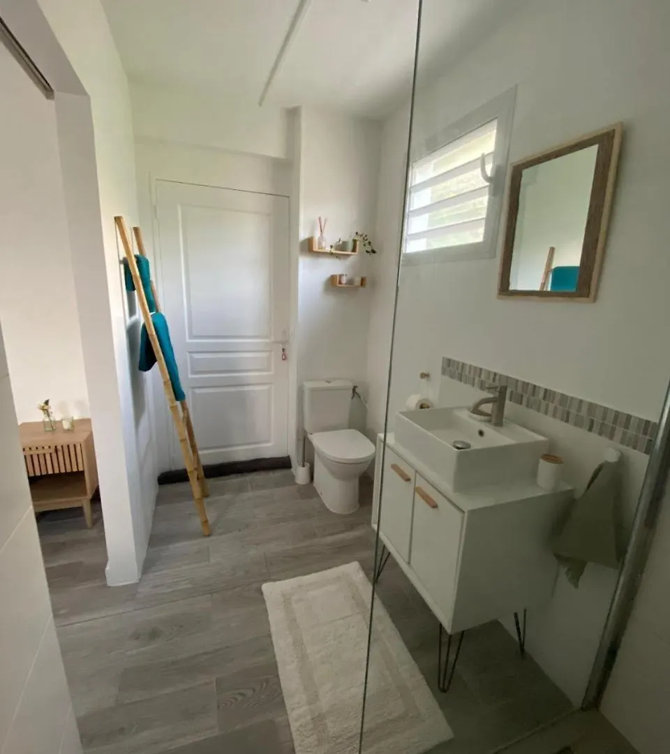 Homestay Chambre Double Bas De Villa Fort-de-France